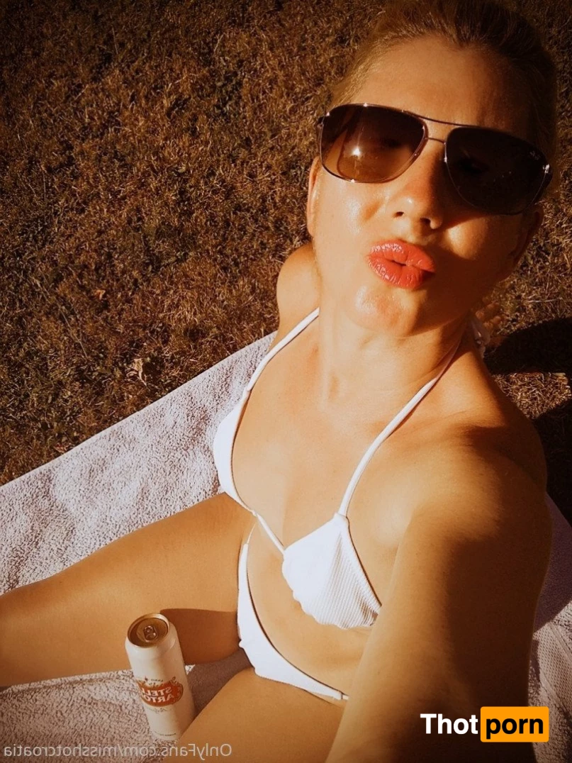 Miss Hot Croatia 2131090