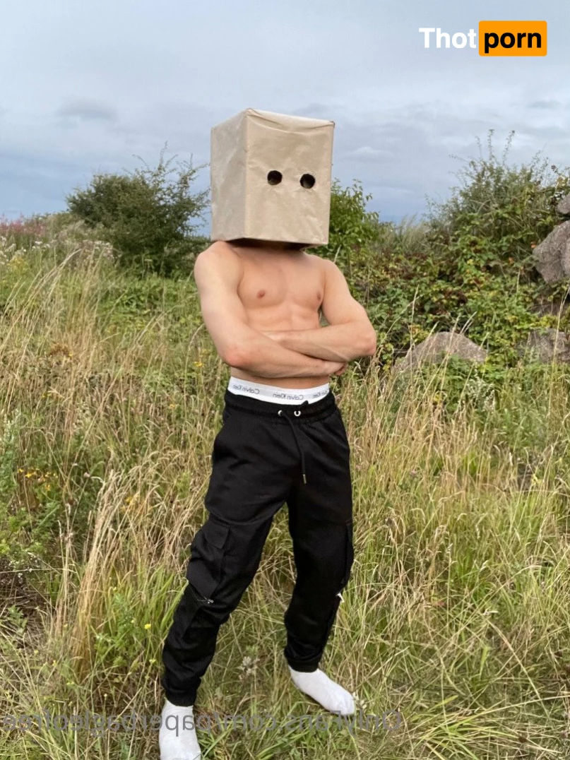 Paper Bag Leo ❕FREE❕ 2129257