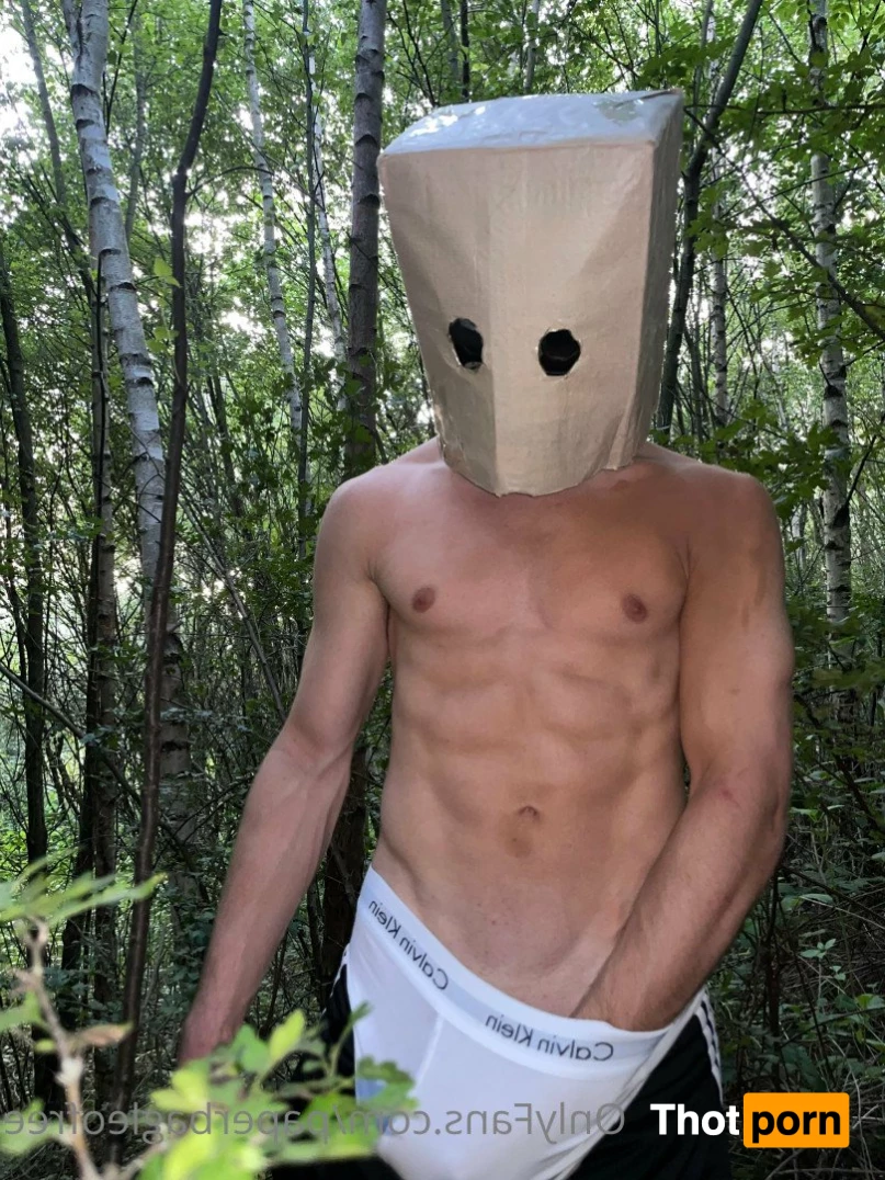 Paper Bag Leo ❕FREE❕ 2129273