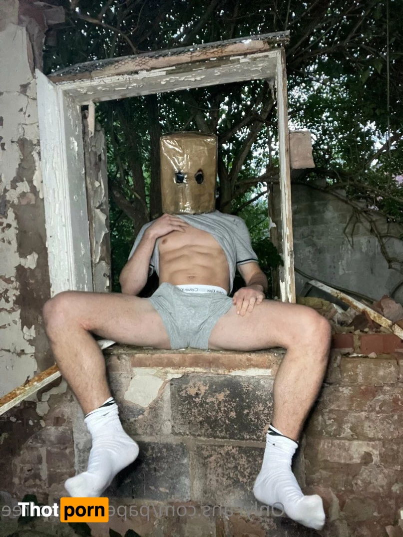 Paper Bag Leo ❕FREE❕ 2129293