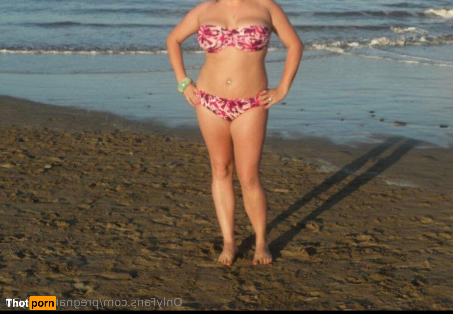 Pregnant Polly 🤰😈 16568670