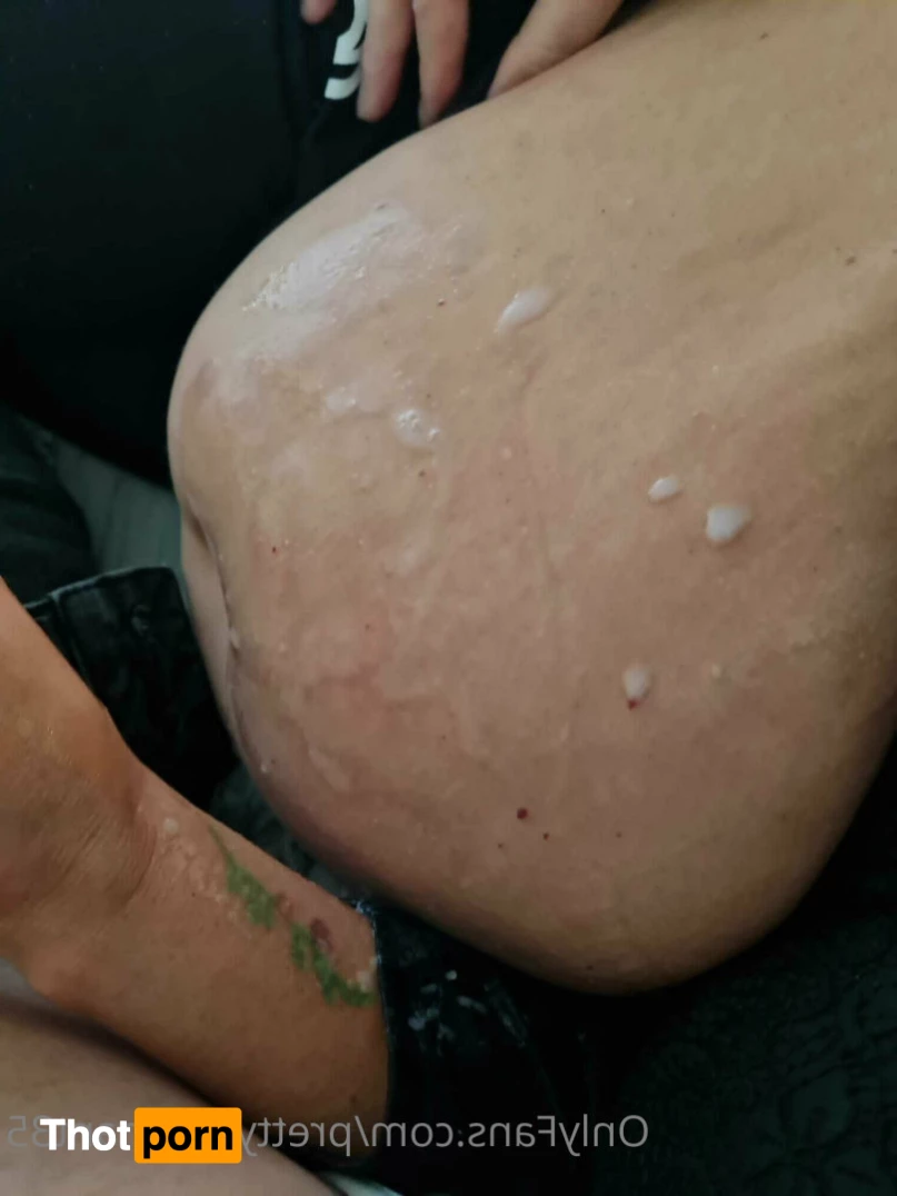 Pretty Pregnant 7620894