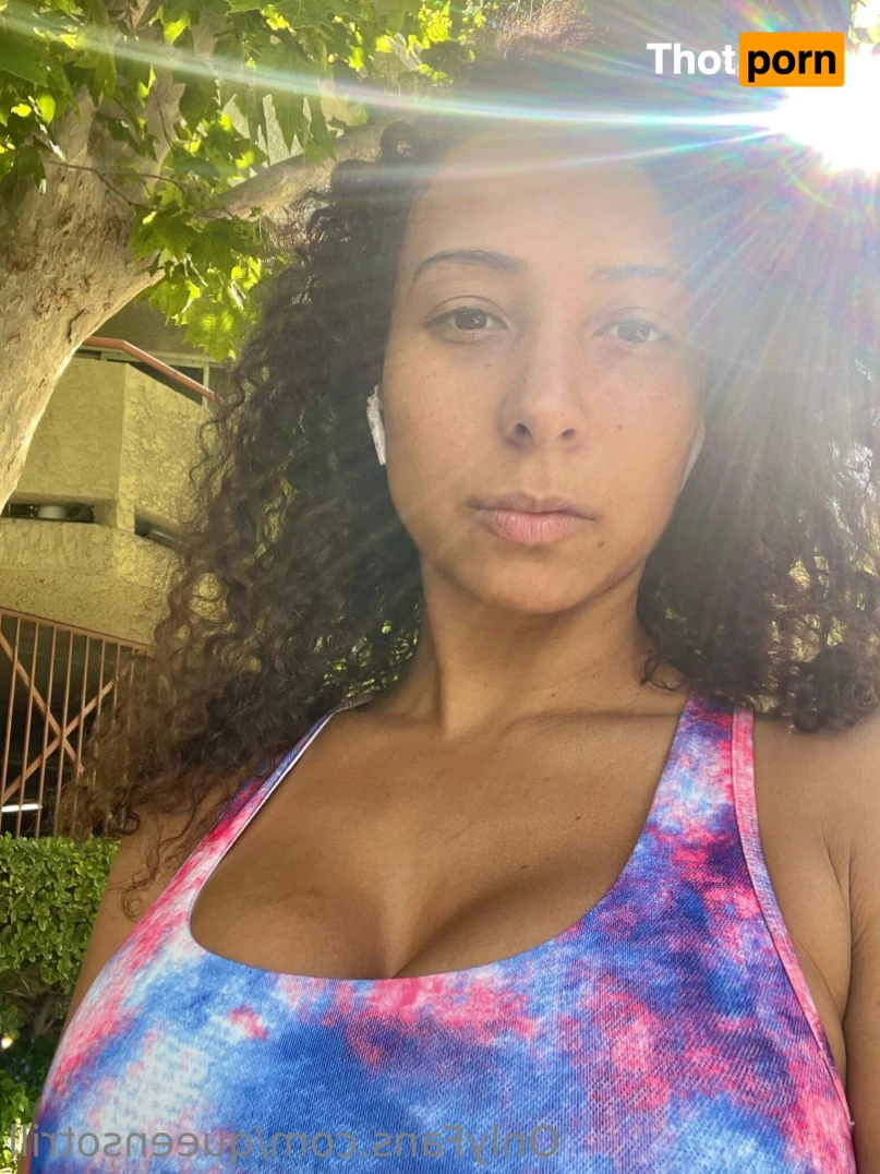 QueenSoTrill 12497388