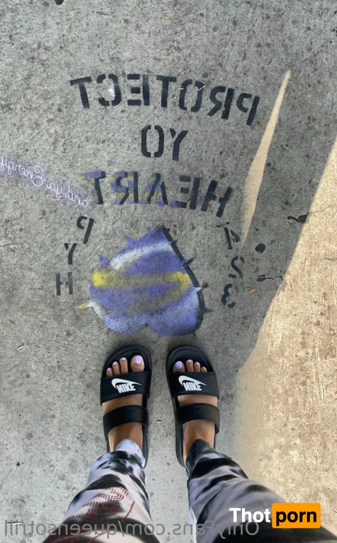 QueenSoTrill 12498185