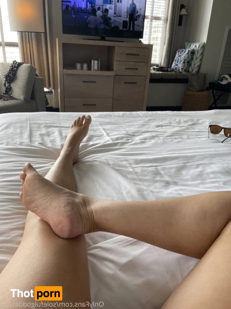 Soleful Goddess Feet 4091778