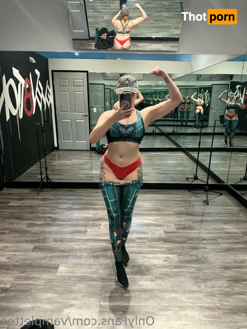 VamplettesFree 12086093