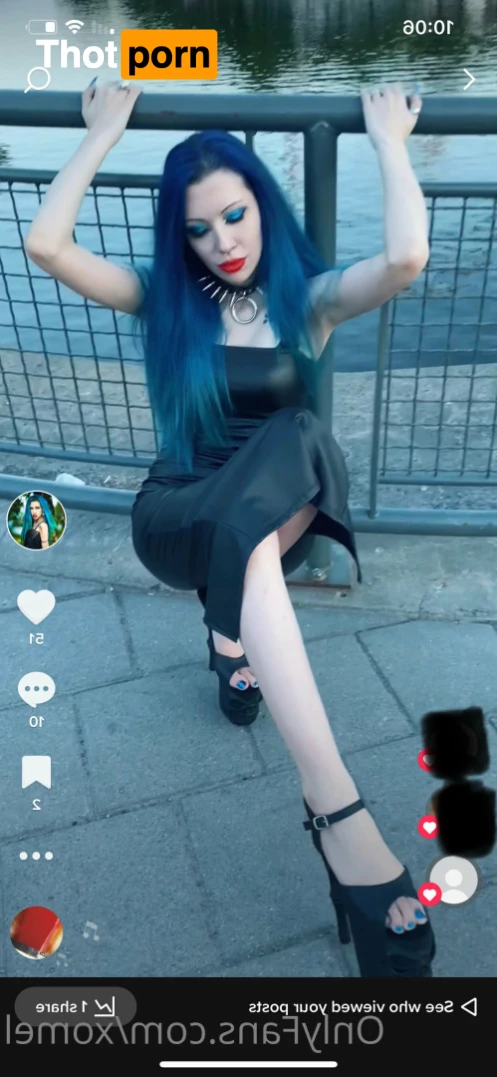 Melissa Victoria 💀🦋 12068863