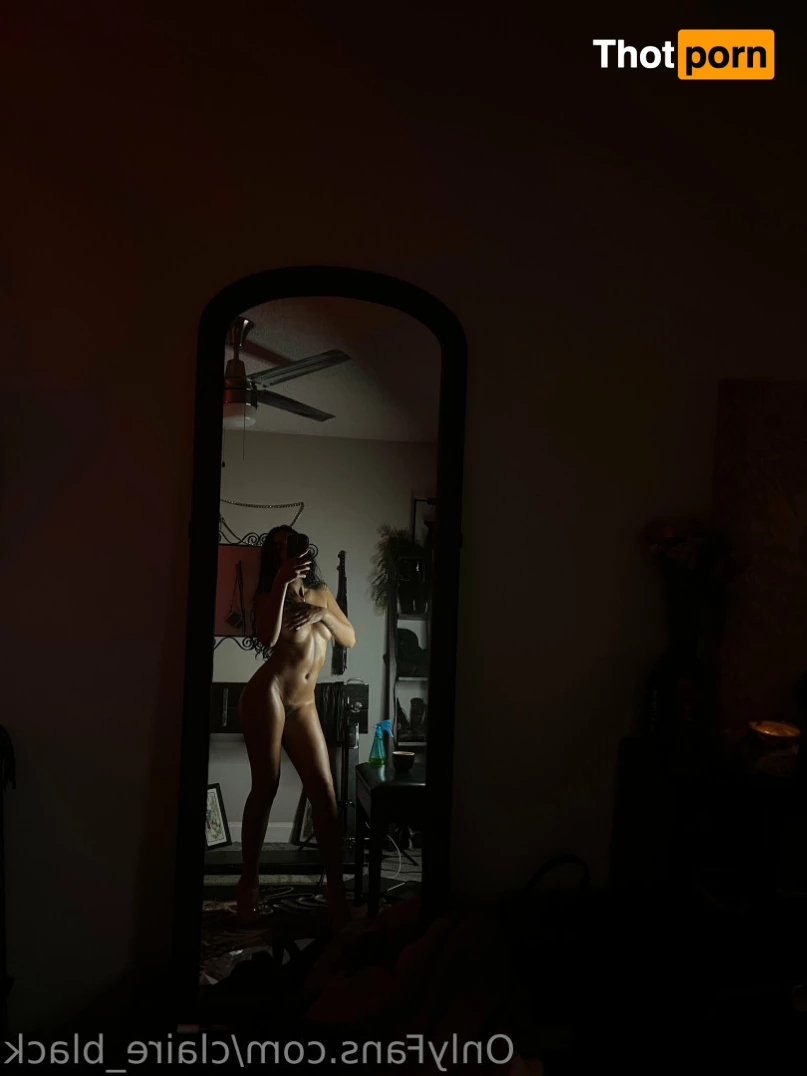 Claire Black 9594229