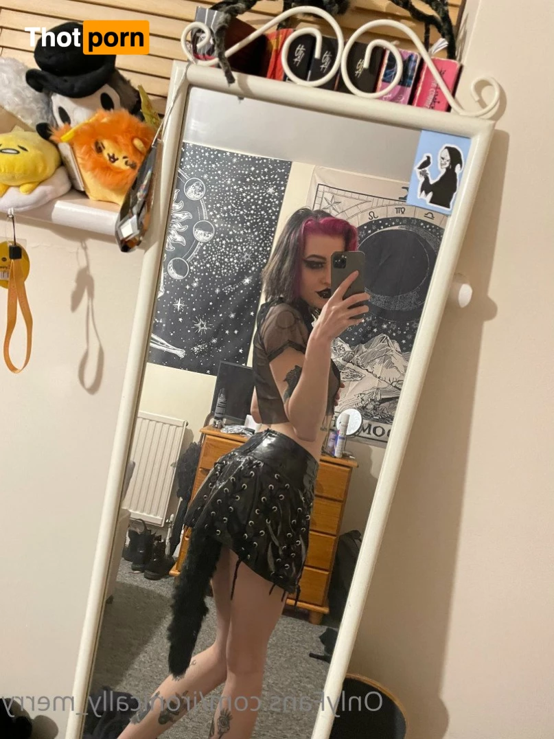 Ironically_Merry 3740742