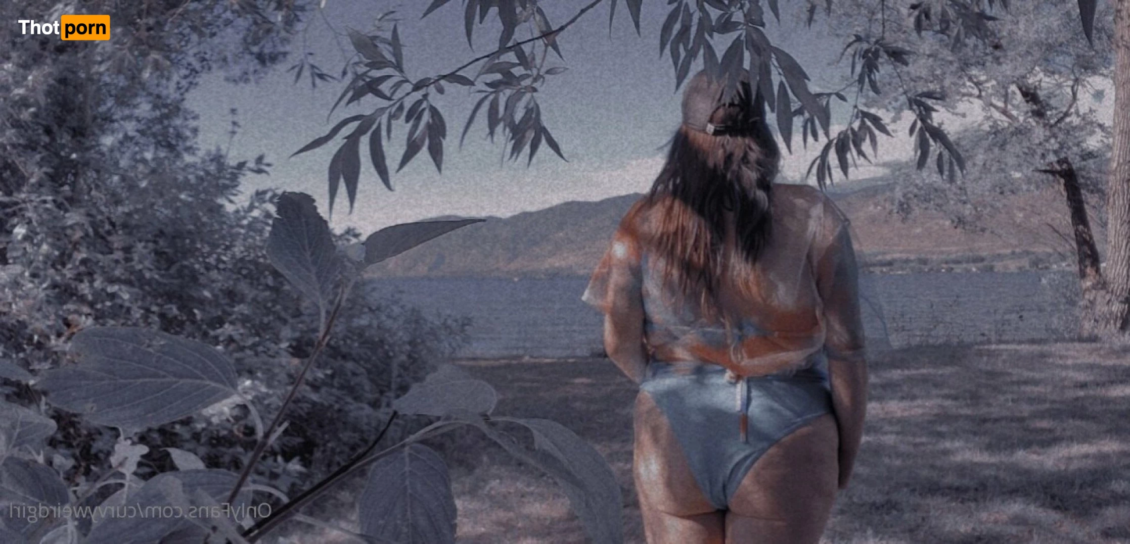 curvyweirdgirl 2145269