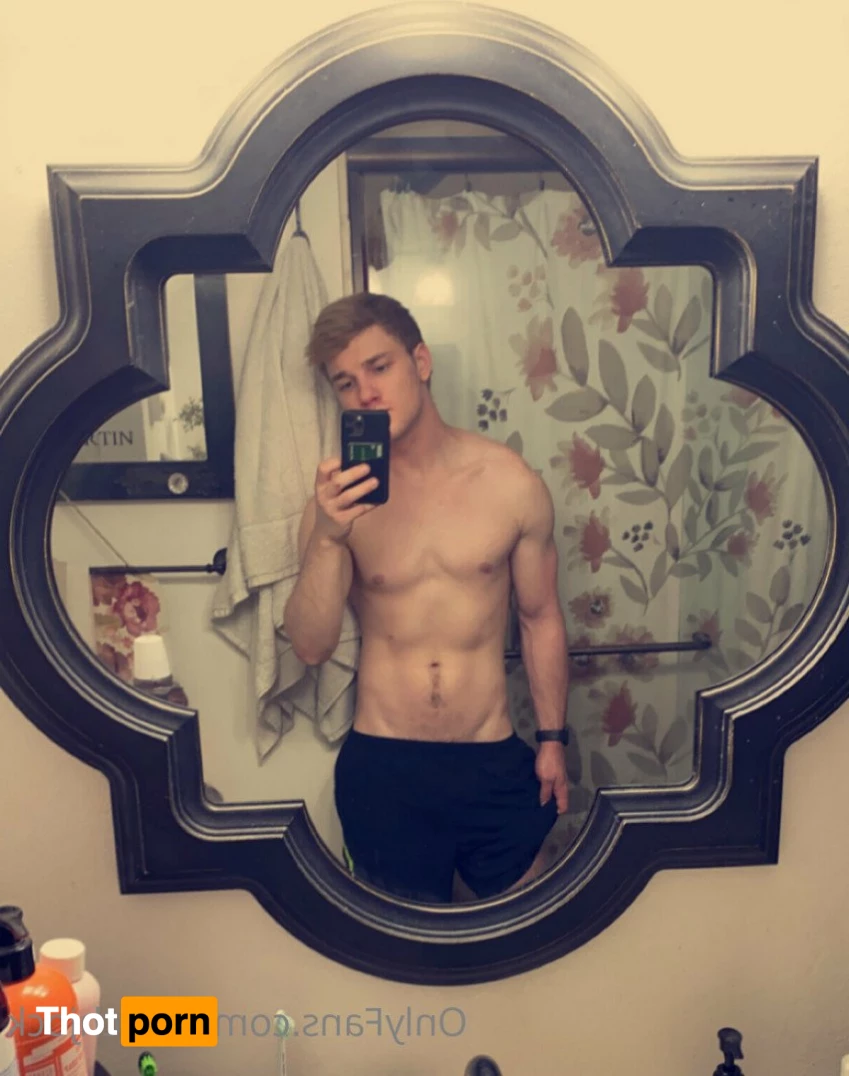Declan Willow (Top 0.8%) [ gatechjock ] OnlyFans leaked photo 2262451 on  Thotporn