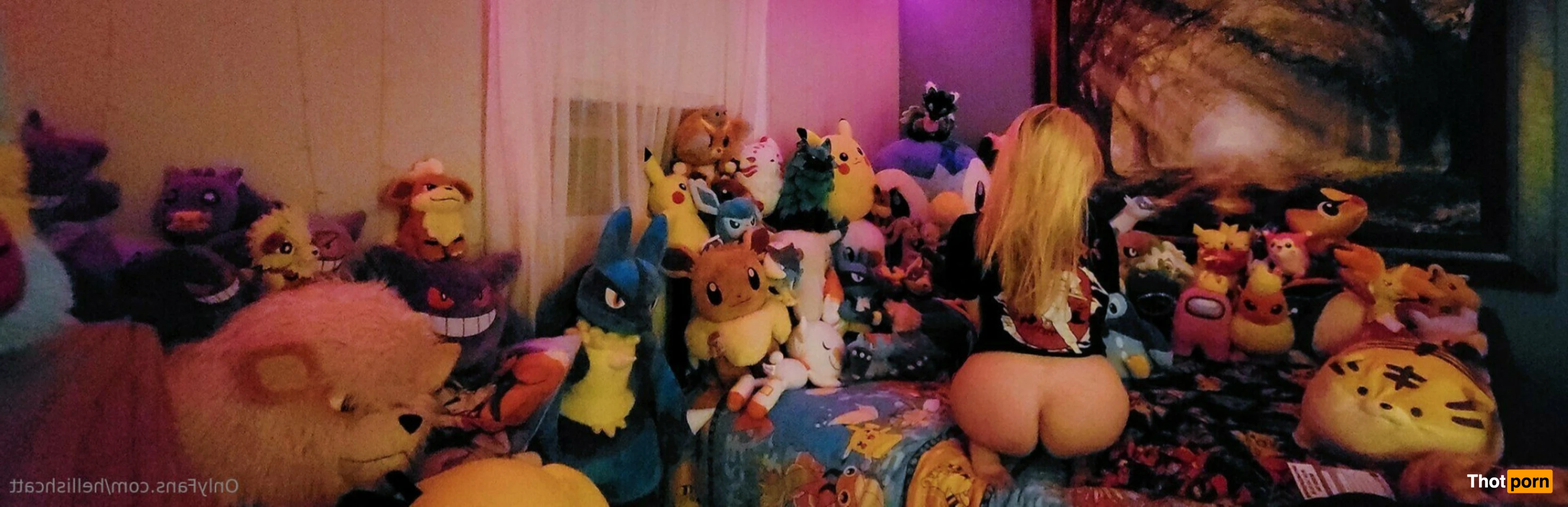 𝐇𝐞𝐥𝐥'𝐬 𝐅𝐚𝐯𝐨𝐫𝐢𝐭𝐞 𝐃𝐮𝐦𝐛𝐚𝐬𝐬 11842004