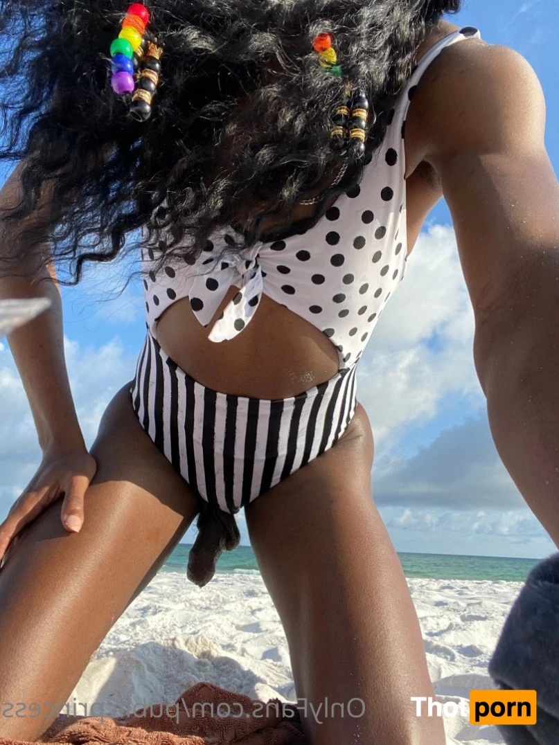 The Public Princess 👸🏾 2144832