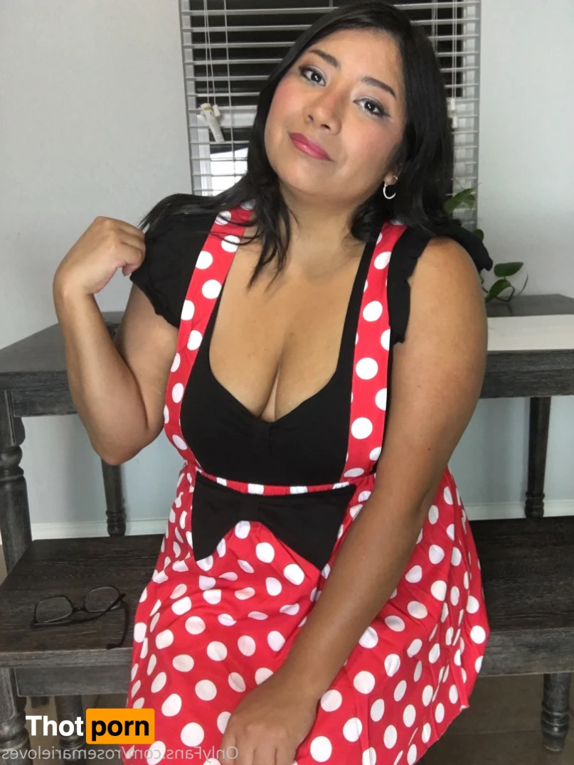 RosemarieLoves 11822375