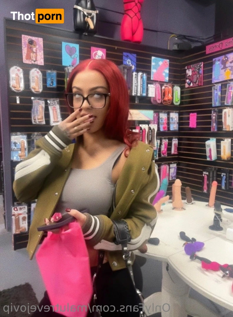 Malu Trevejo 11801247