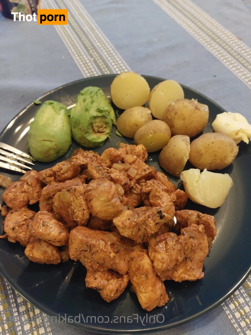 Baking Dadbod Student 2262067