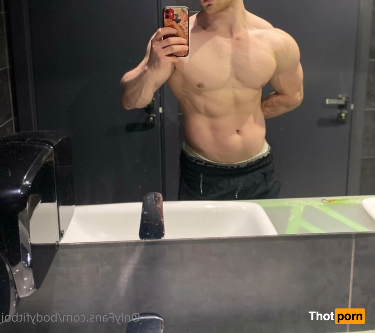 bodyfitboi 3788687