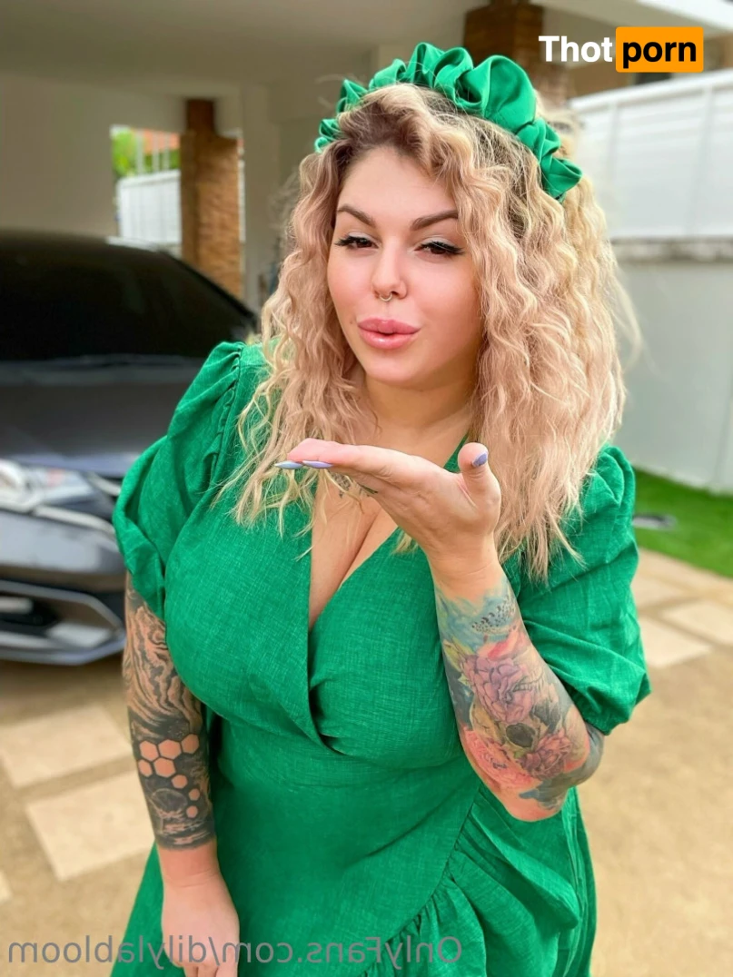 Dilyla Bloom 🔥 11722944