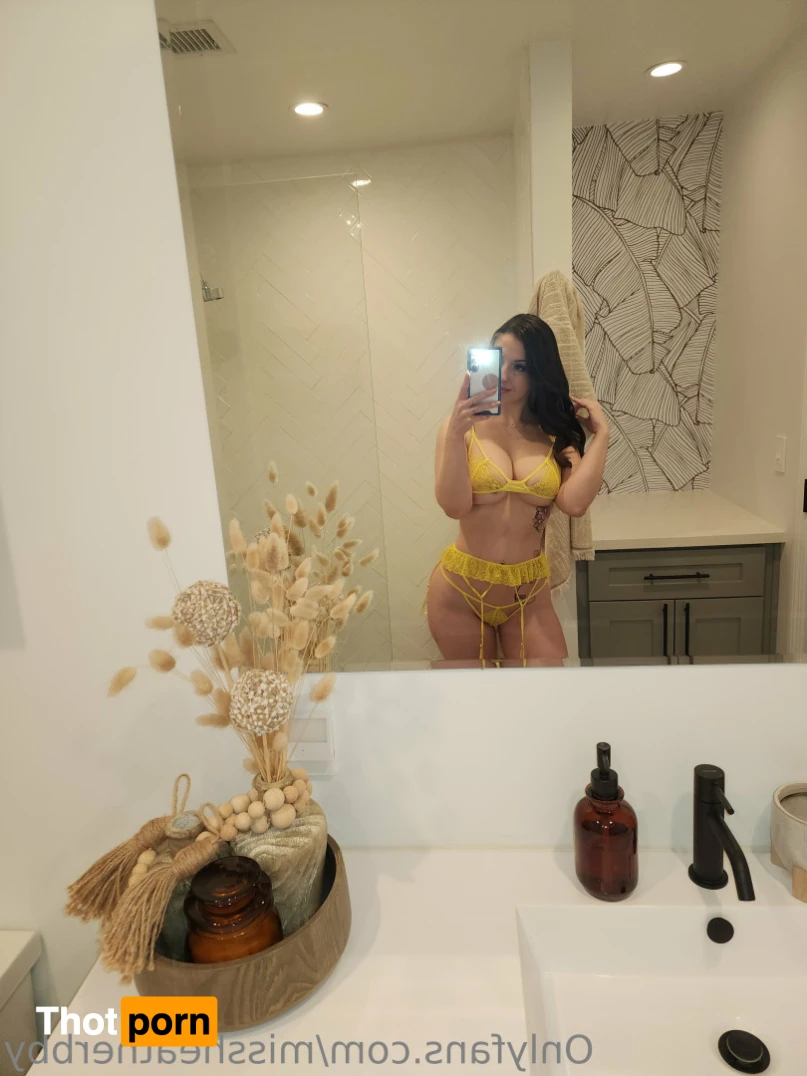 Heatherbby🌸 11669591