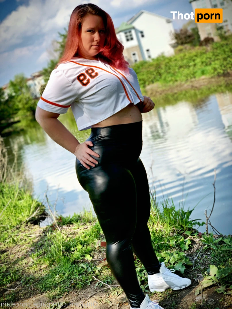 Paige Porcelain 11657708