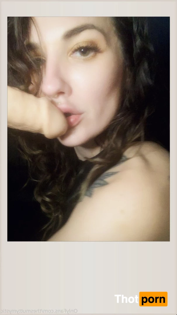 Gia Isabella  (The Smutty Mystic) 4334864