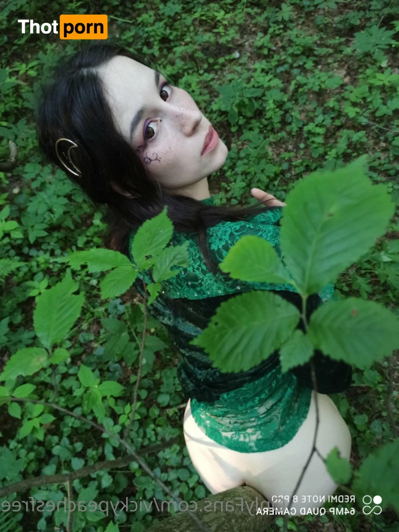 Vicky Peaches Free 3679110