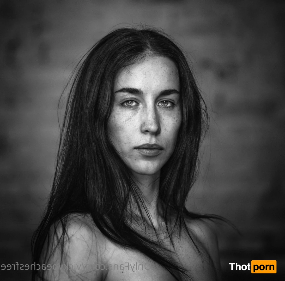 Vicky Peaches Free 6109025