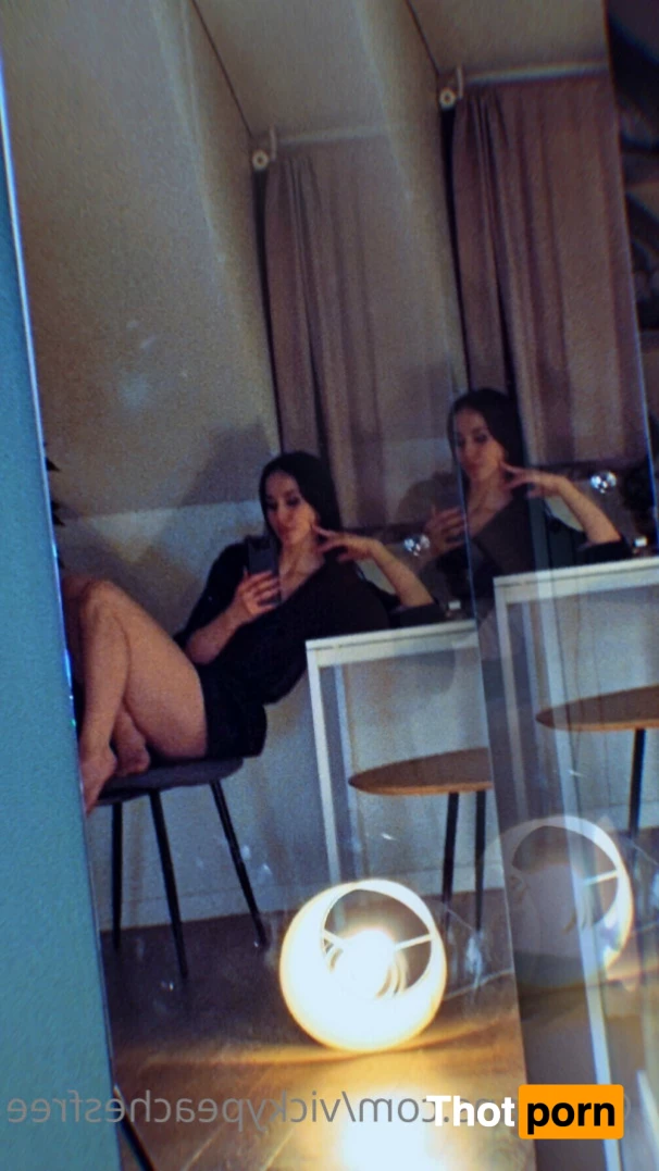 Vicky Peaches Free 6109043