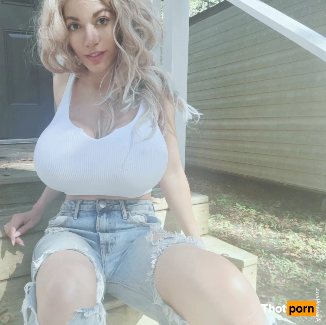 Amber Alena 11466295