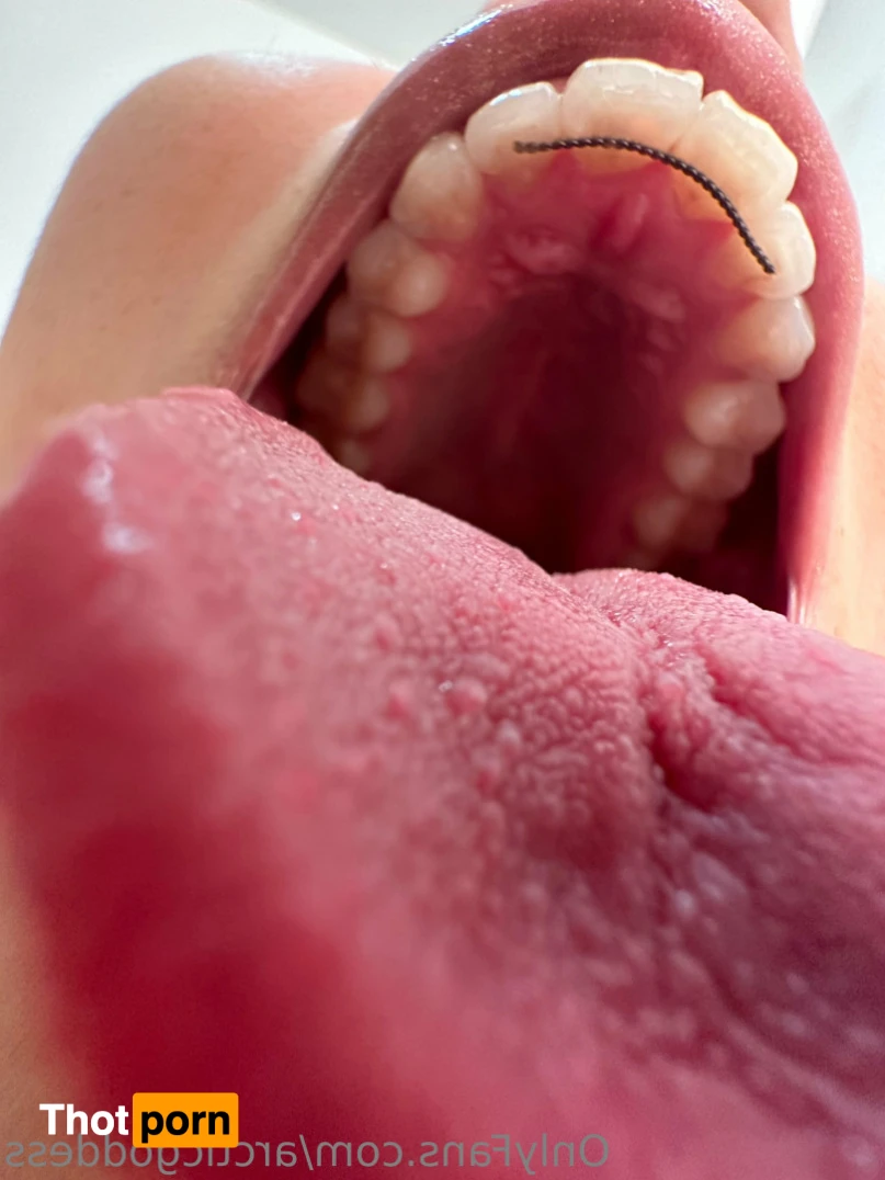 Arctic Goddess 11337371