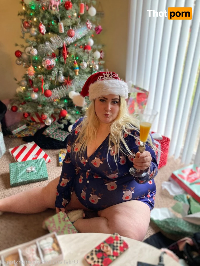 Ivy Got Fat 🐷 4086542