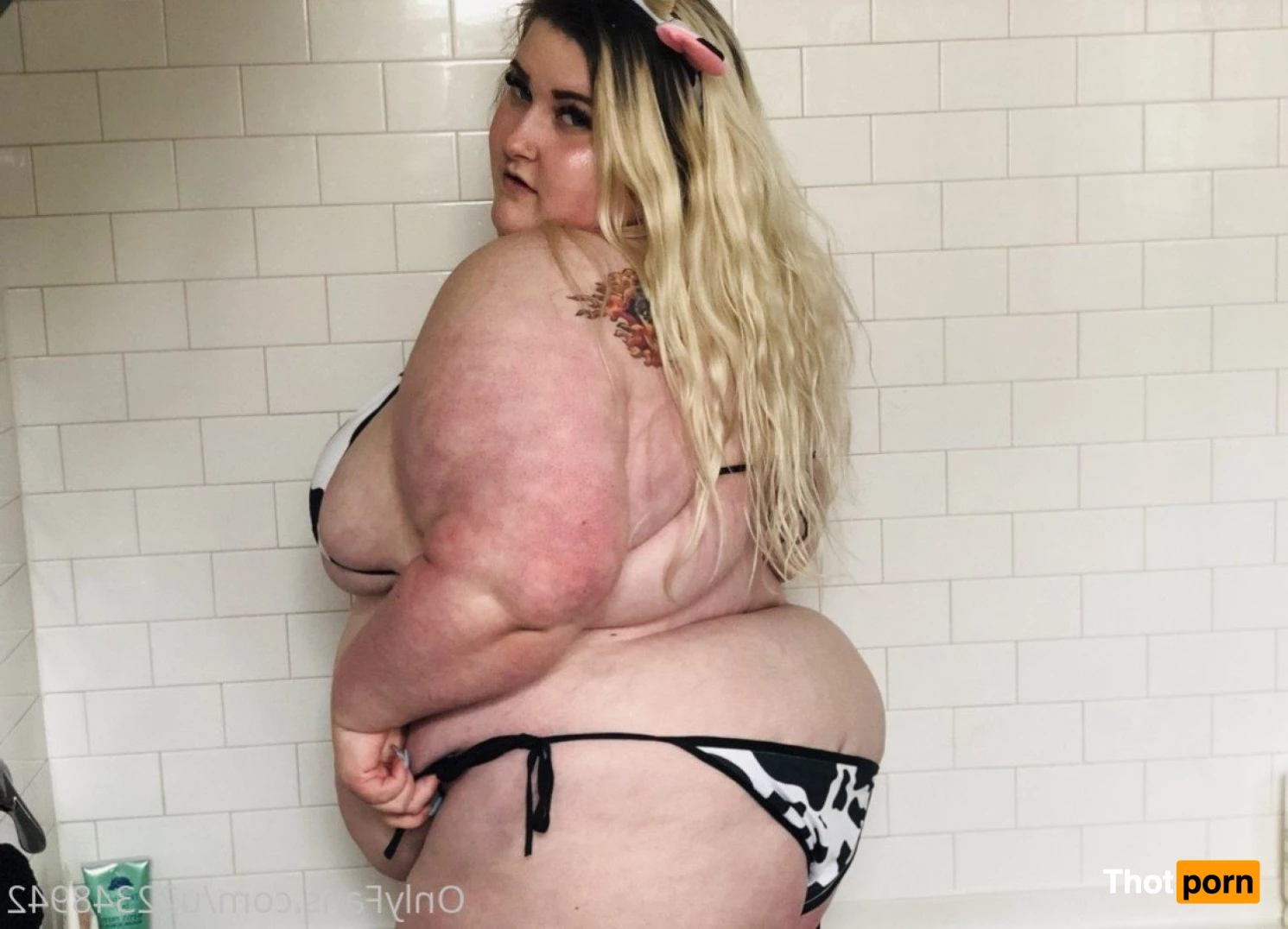 Ivy Got Fat 🐷 4087385