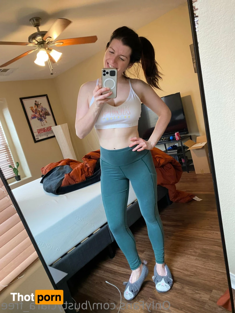 Bustyciara_Free 14605374