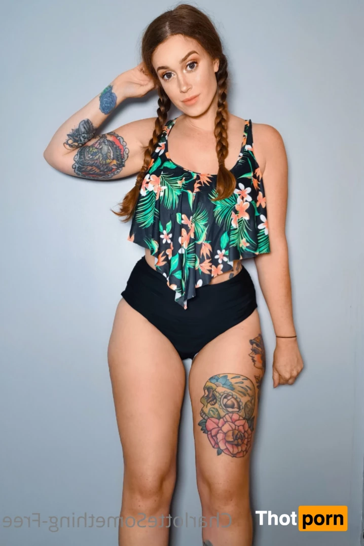 Charlotte Something (Free Account) 6472054