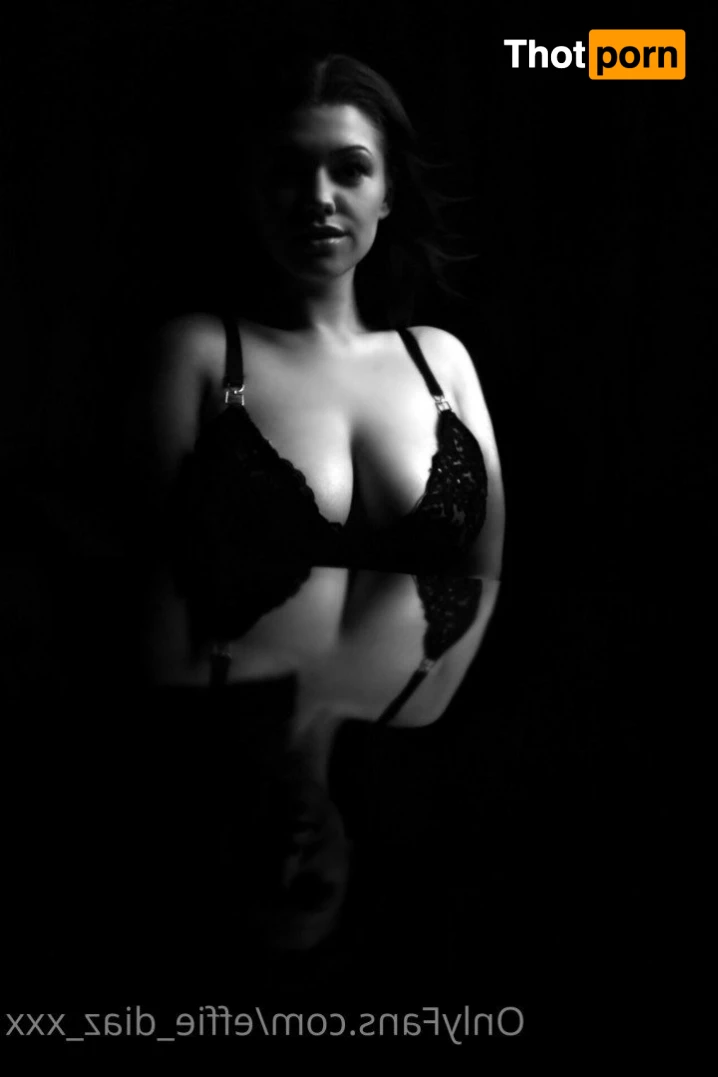 🎀 Effie Diaz 🎀 2242545