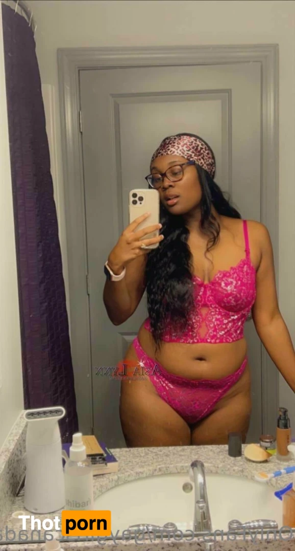 🍕𝒔𝒄𝒂𝒓𝒍𝒆𝒕 ♡ 𝑹𝒐𝒐𝒎𝒎𝒂𝒕𝒆𝒔 ♡ 14651207