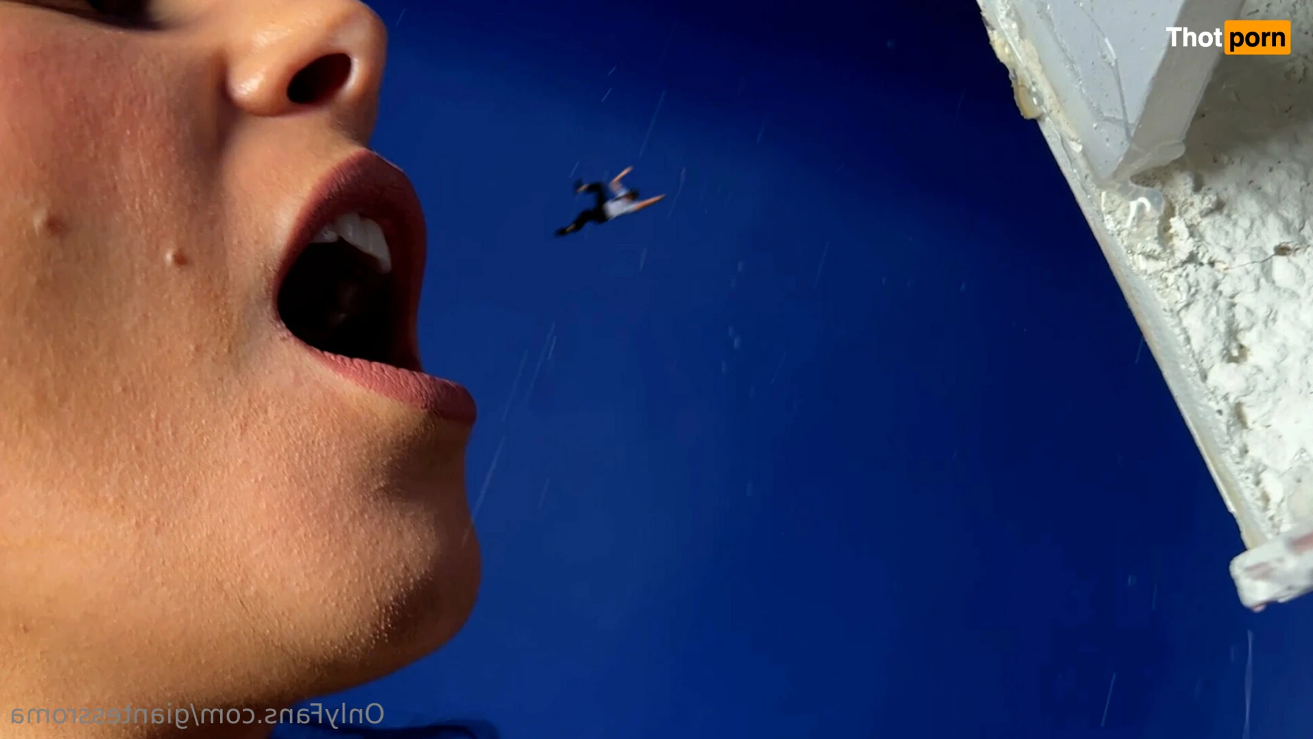 Giantess Roma 14508501