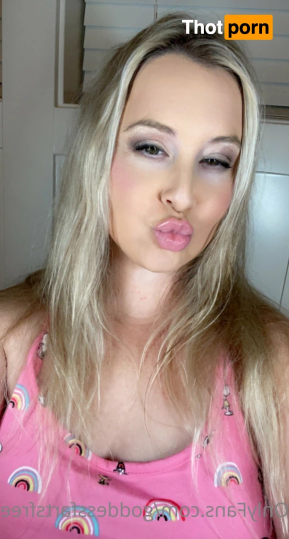 Goddess Farts FREE 7512437