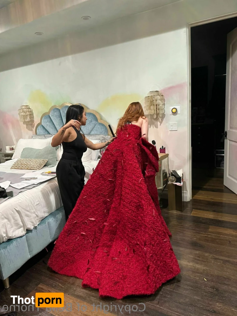 Bella Thorne 12958762