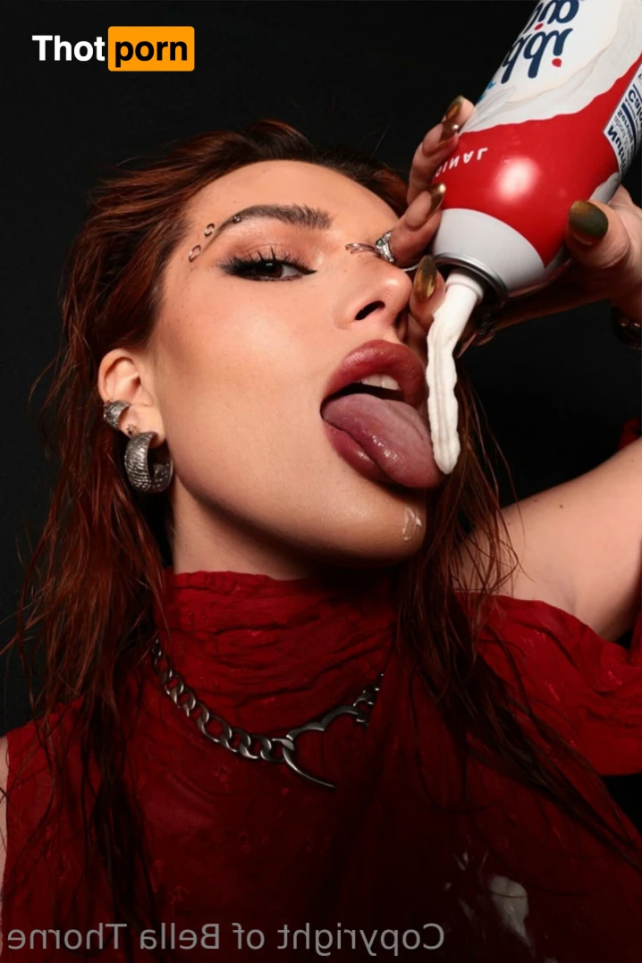 Bella Thorne 12961530