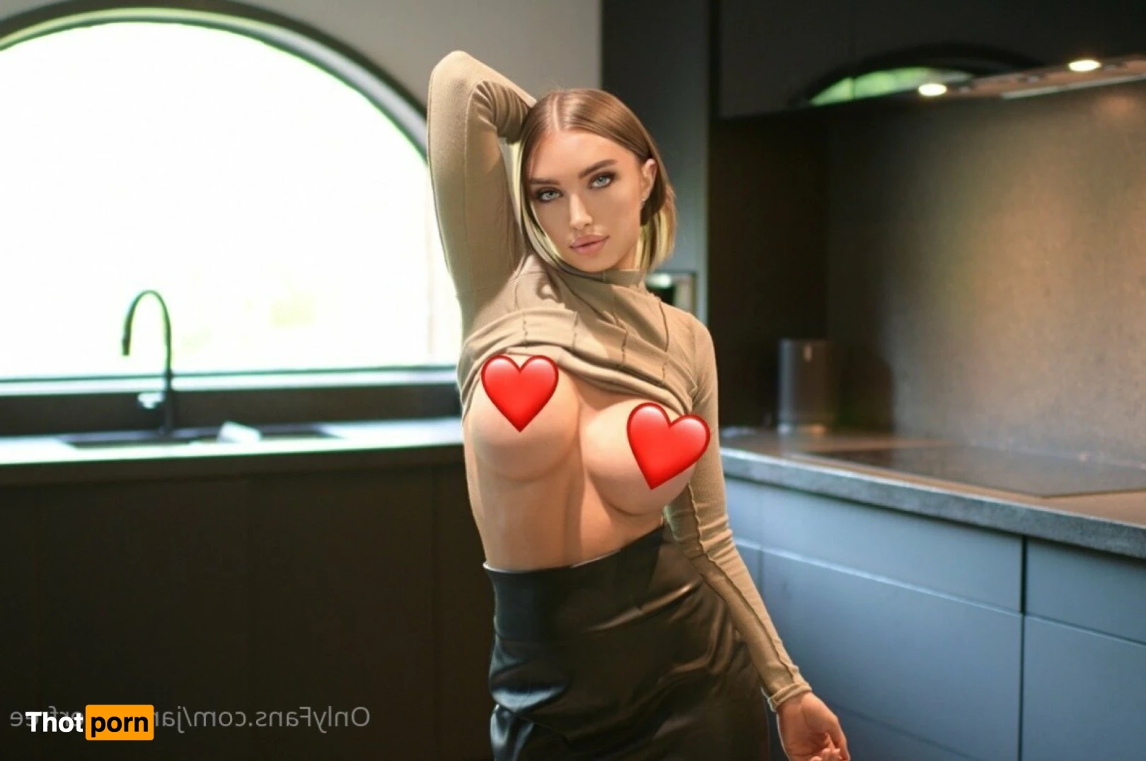 Jane Lucier FREE 14457764