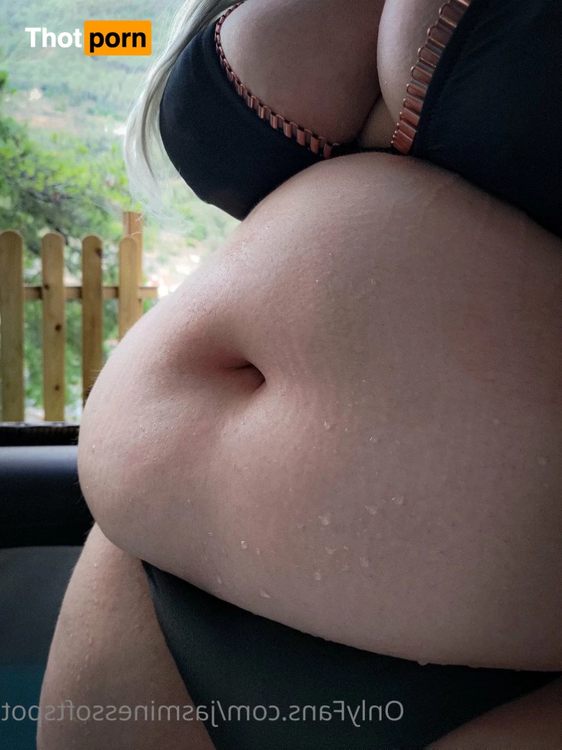 Jasmine. Your new muse. 2235350