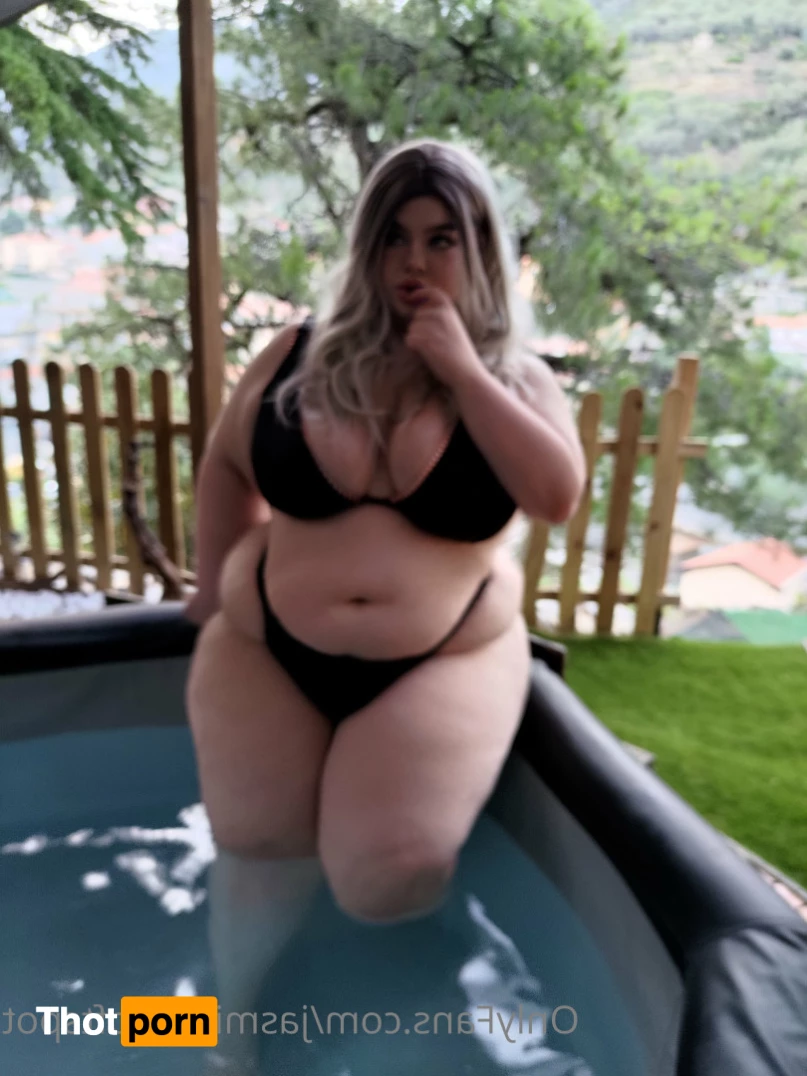 Jasmine. Your new muse. 6254581