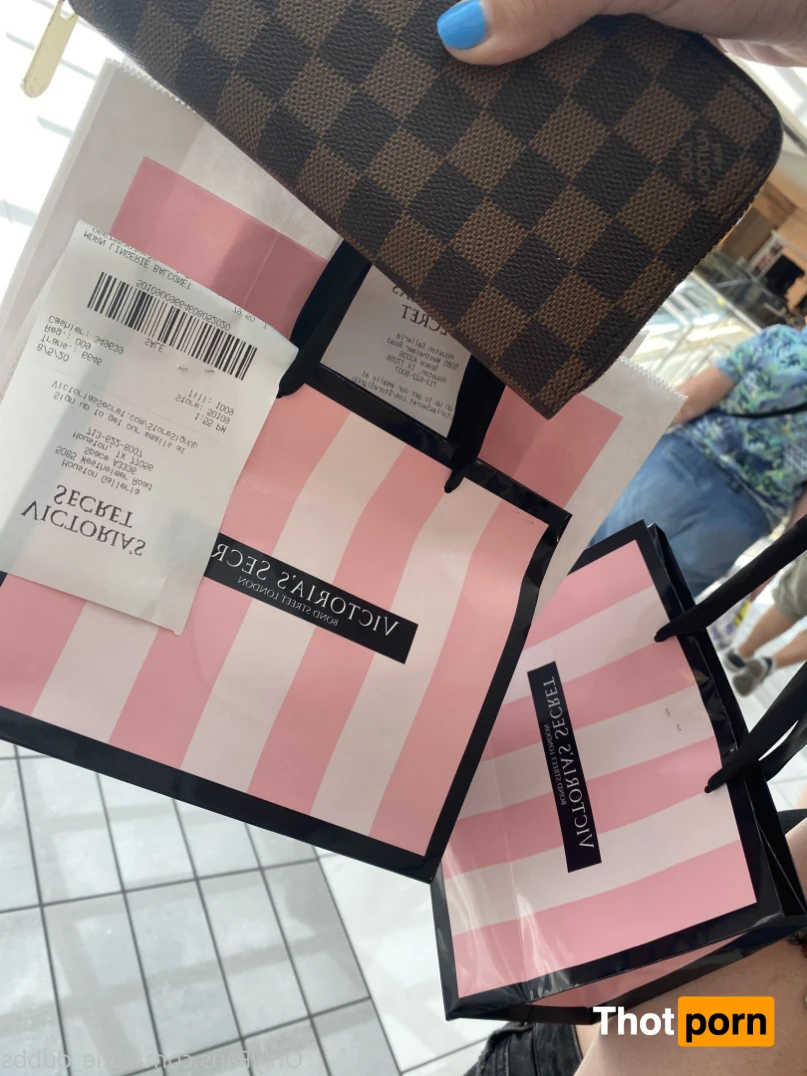 🍒KATIE🍒 14448994