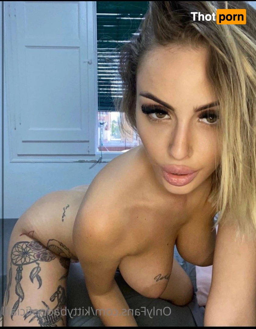 Caroline 🍭 3669654