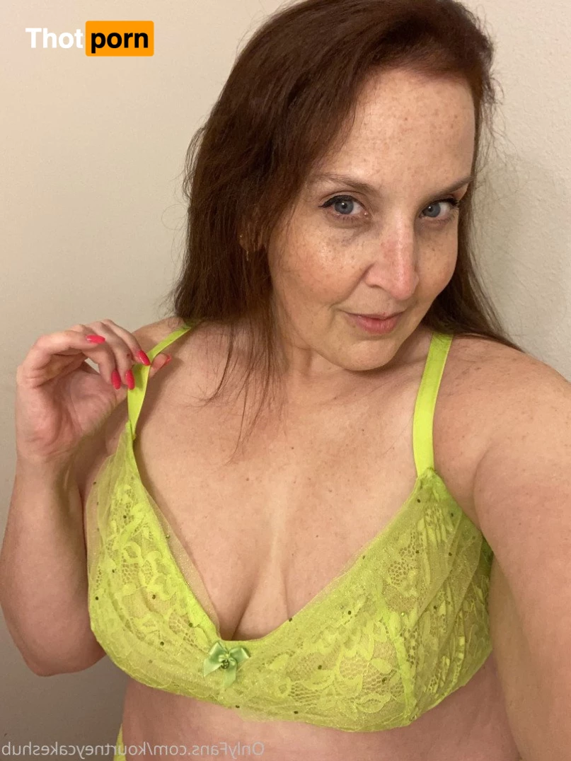 Kourtneycakeshub 3699912