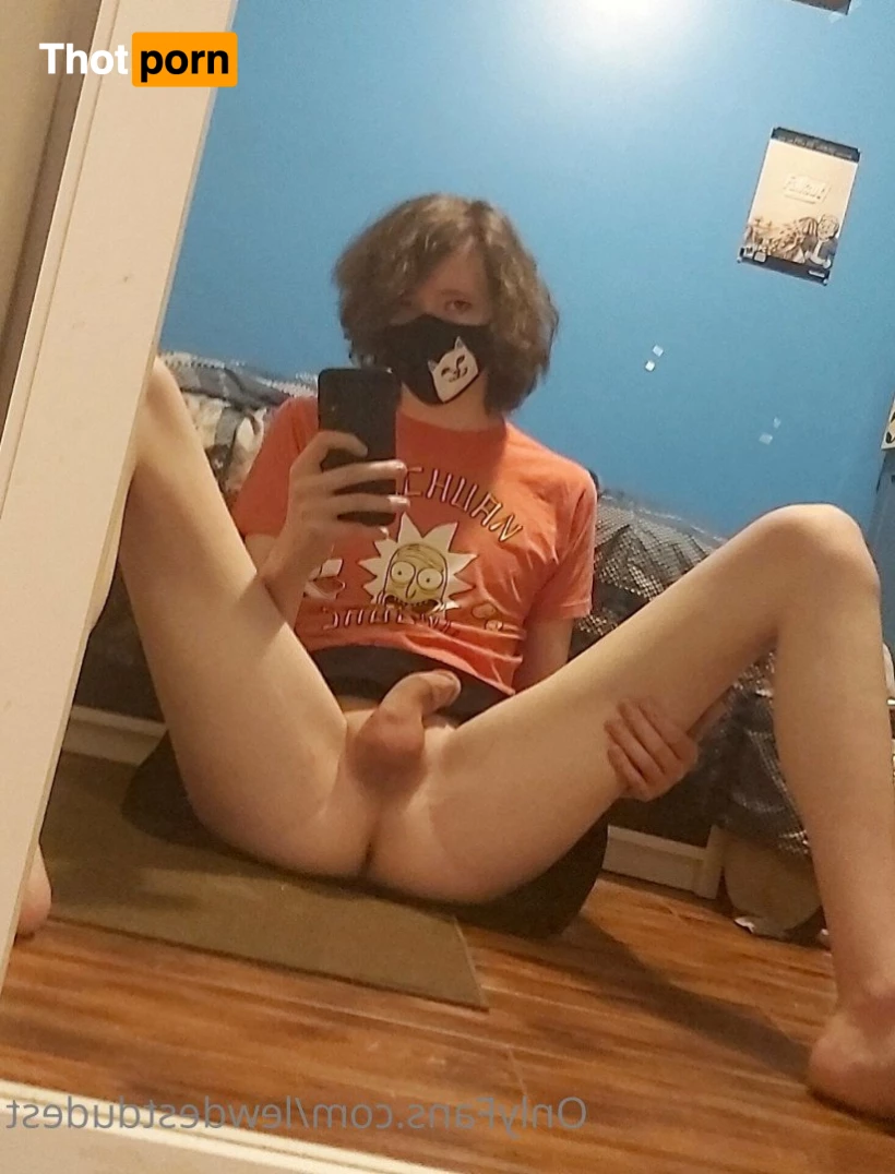 lewdestdudest 3927365