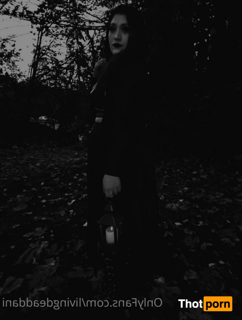 LivingDeadDani 2227561