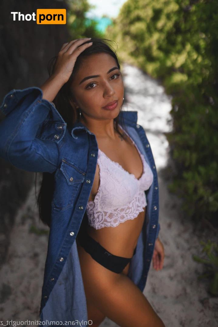 Lost In Thoughts 9469535