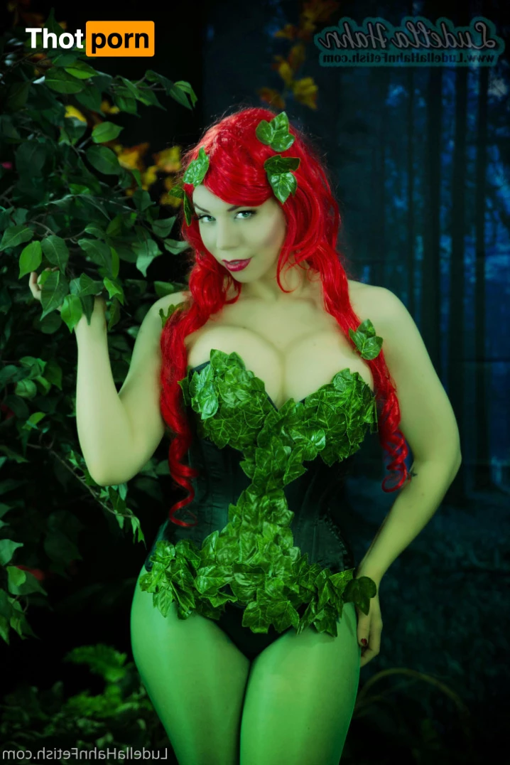 Ludella Hahn 6047755